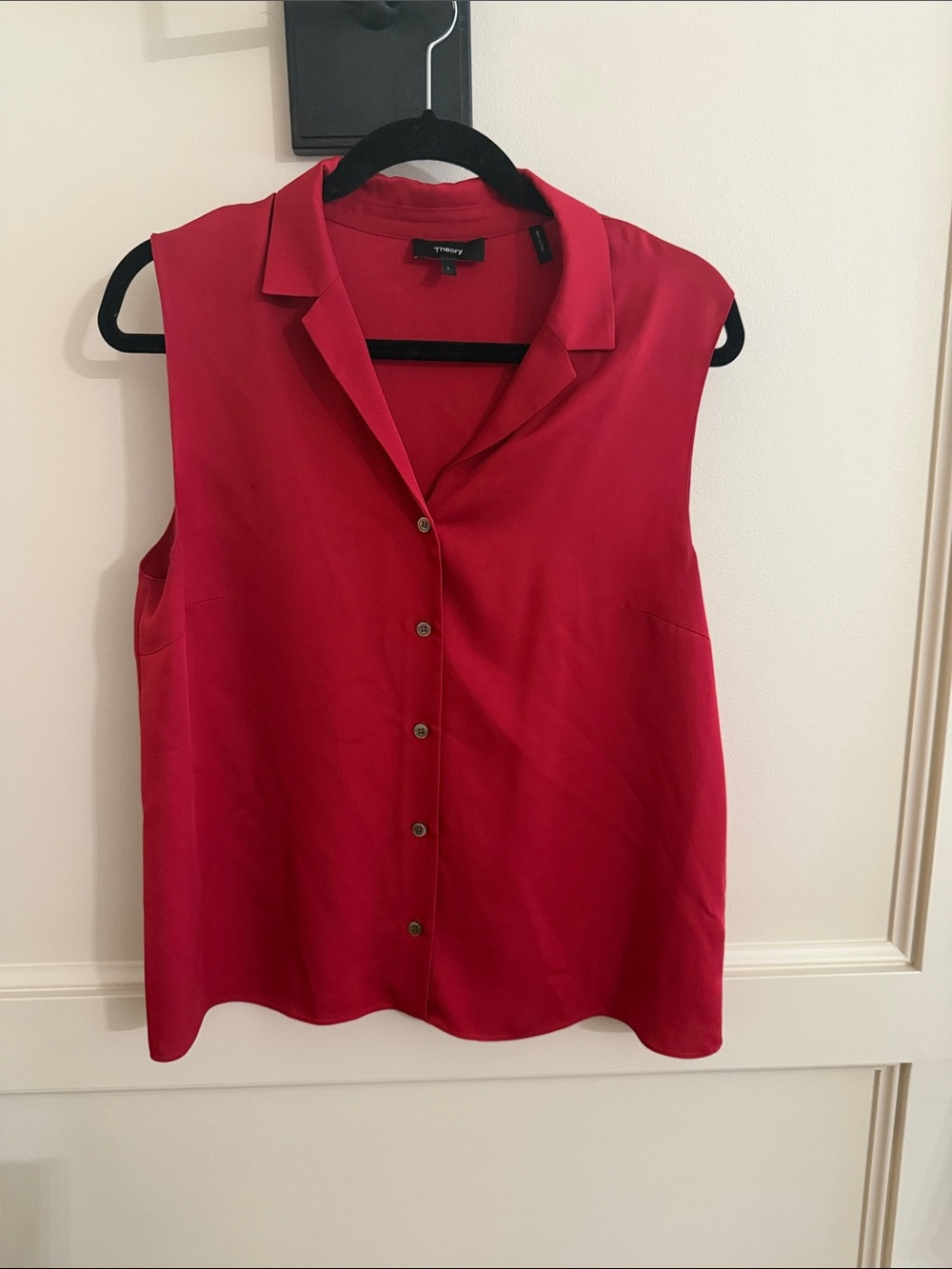 Theory Sleeveless Button-Down Top in Red